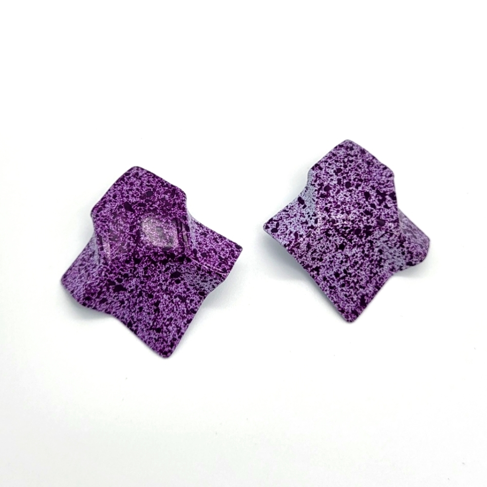 Unique vintage clip on earrings ✨️ purple!